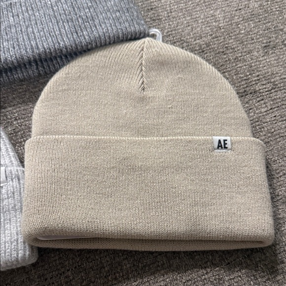 Ae cozy beanie bundle - Picture 2 of 6
